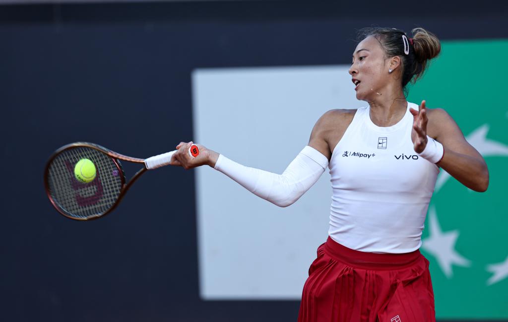 鄭欽文晉級(jí)WTA1000羅馬站女單八強(qiáng) 將再戰(zhàn)薩巴倫卡