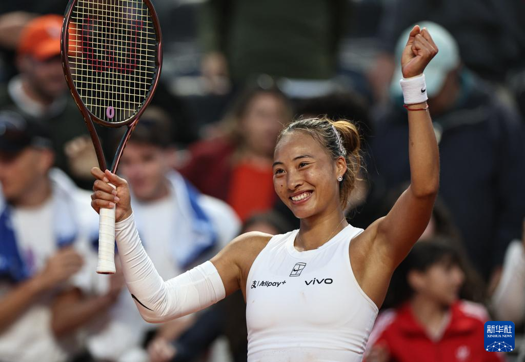 WTA1000罗马站：郑钦文晋级16强