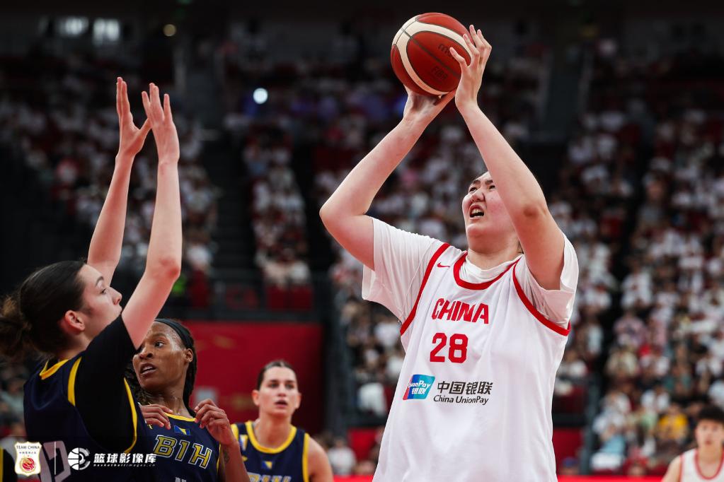 中國女籃戰(zhàn)勝波黑隊 迎來系列熱身賽“開門紅”