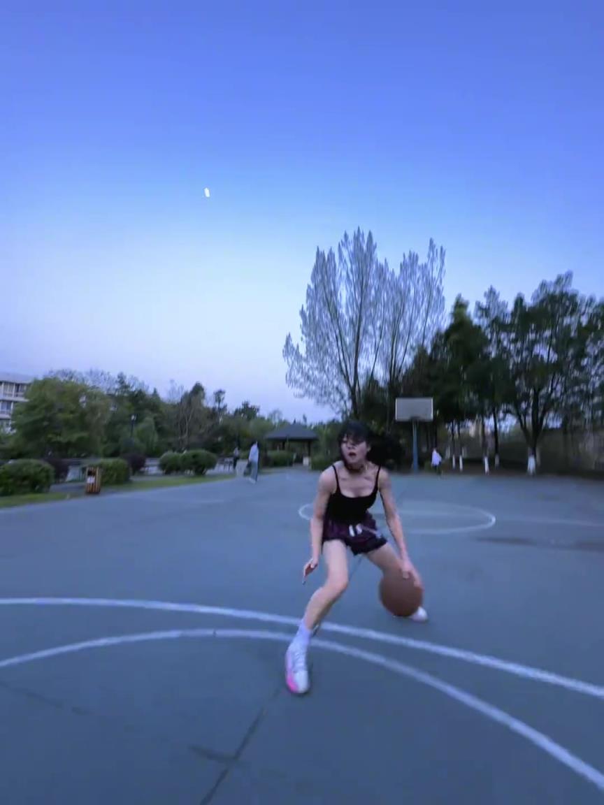女人，你击中了我的心脏！