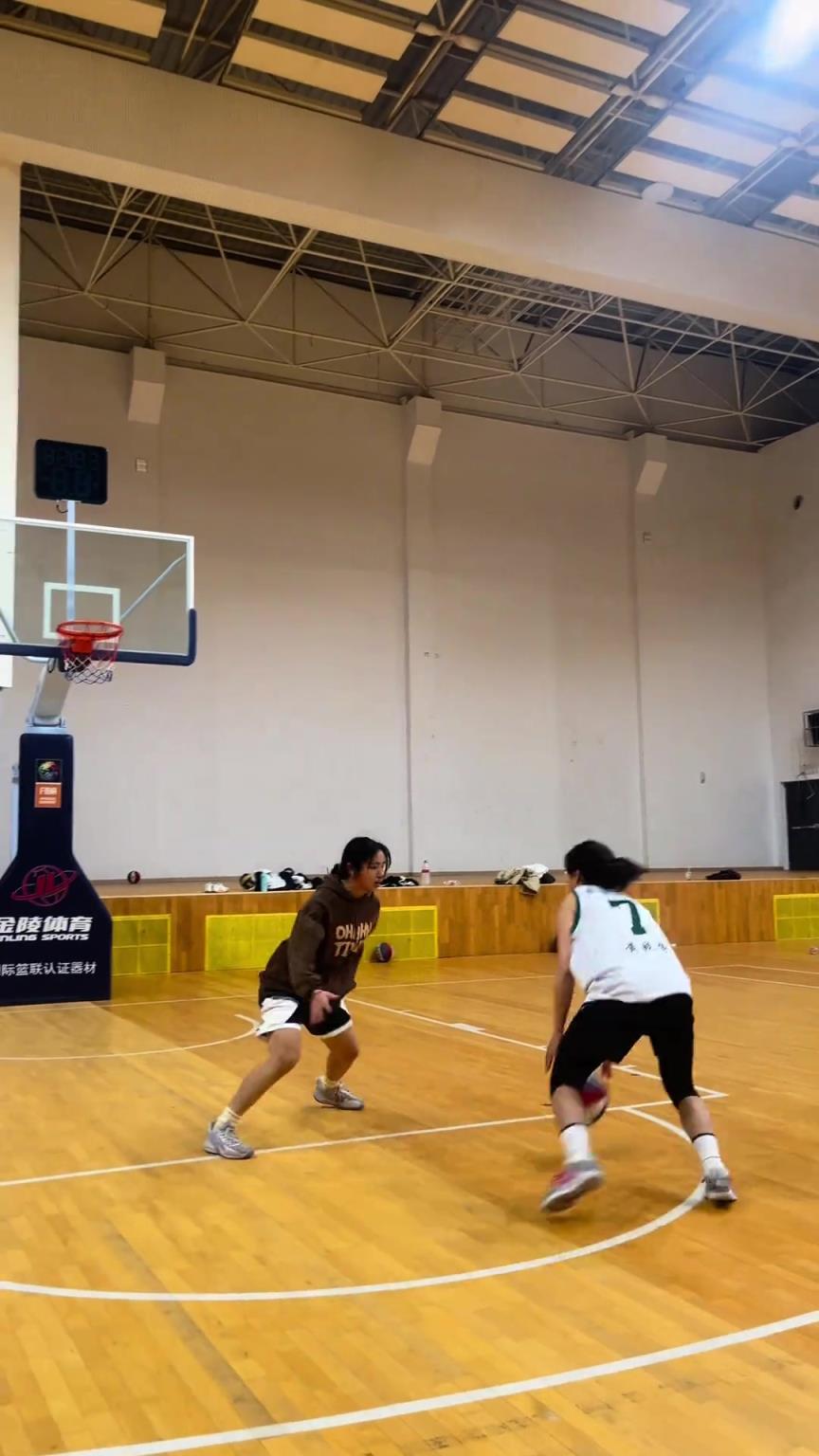 帅成这样是要干什么？这一套够我学一辈子