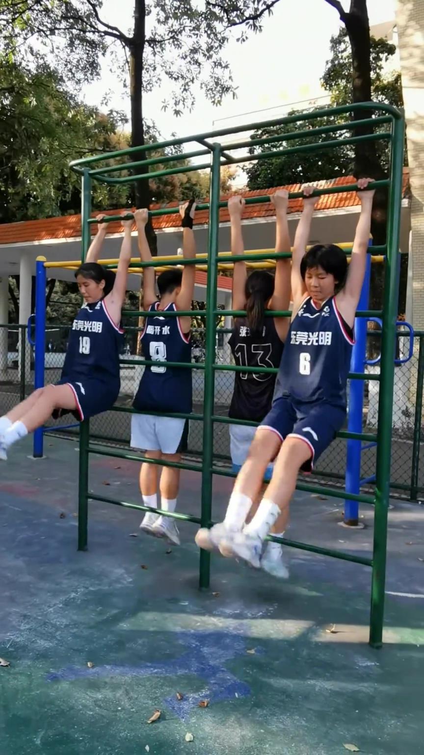 只有体会过训练完后的体能公主抱才懂威力多大！
