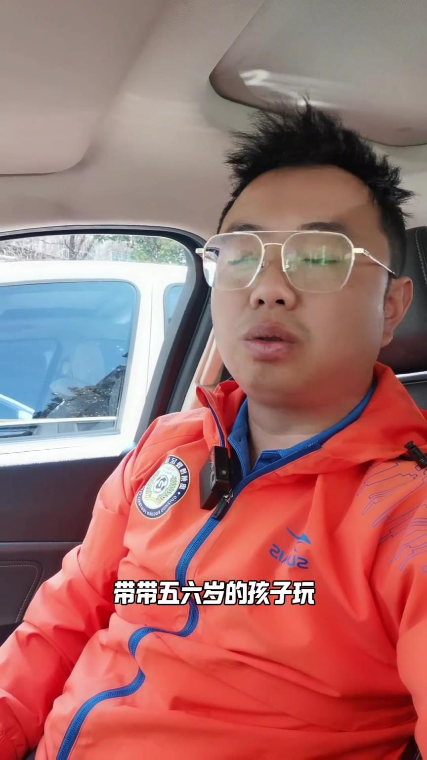 袁宋：孙继海啊，你没过搞懂青训逻辑的话，就不要张嘴就来