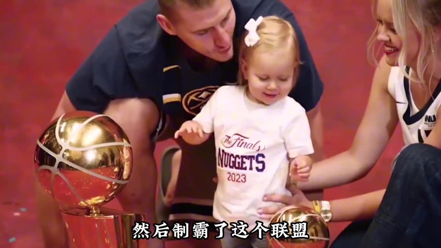 为了和女友在一起，他勉为其难地来到了NBA，然后制霸了联盟！