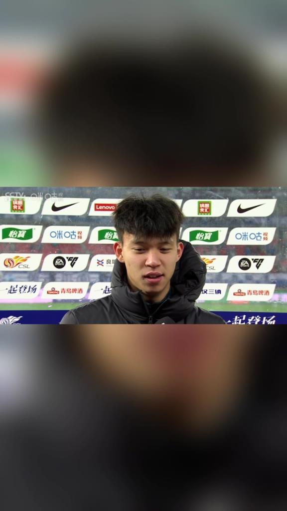 王钰栋：我的伤不是很严重，可能那下他也是滑了吧