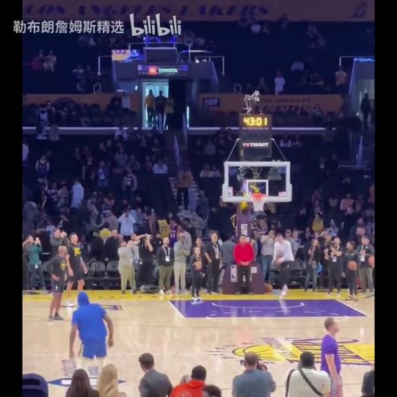 追梦：对你我做足了准备！东契奇和追梦赛前的友好互动！