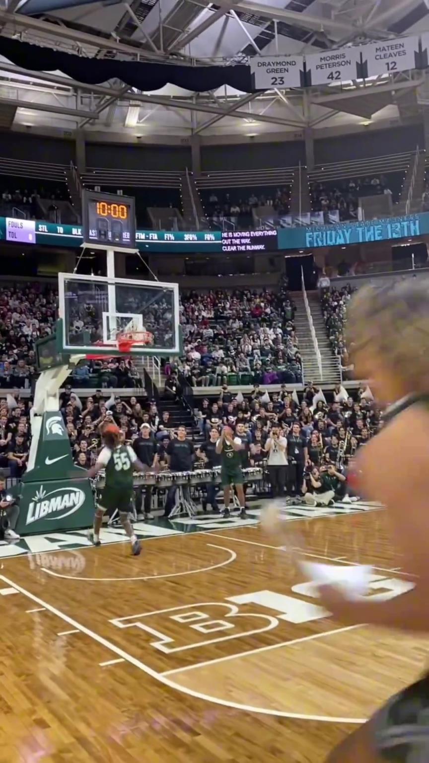 NCAA扣篮大赛这不比NBA的好看？