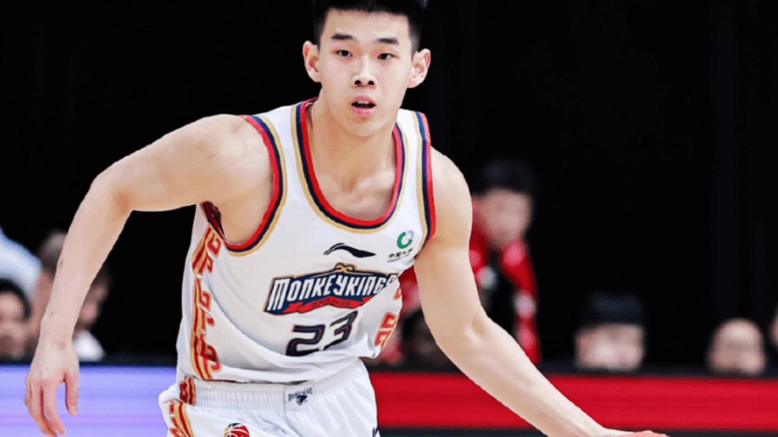 杨毅此前：林葳将会像姚明那样 成为下一个国宝级篮球运动员！