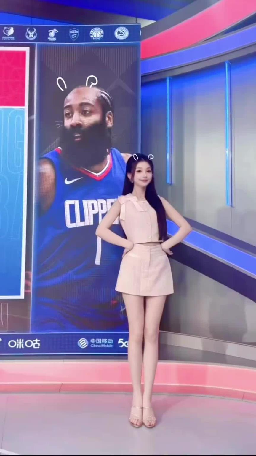 美女主播魏欣怡： 西部第六球迷在哪里？出战成瘾的登哥唯有敬意