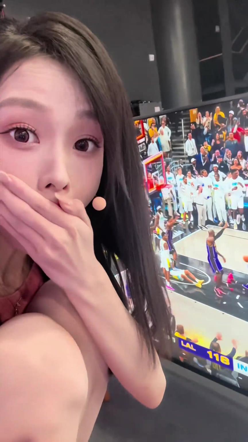 女主播辰辰：一来上班就是詹姆斯的压哨绝杀！这谁心脏受得了