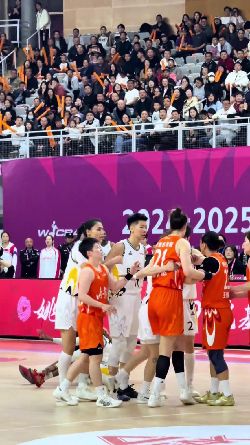 什么情况？内蒙古vs广东半决赛 孙梦然和黄思静发生激烈争吵