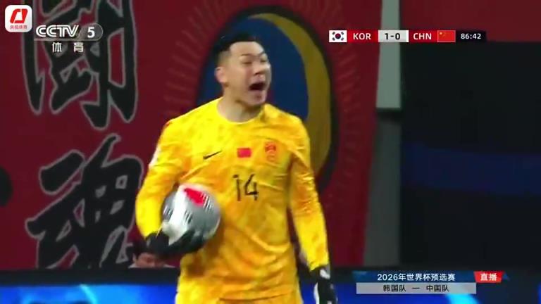 去年国内足坛名场面！王大雷快攻无果：方昊！我上早八