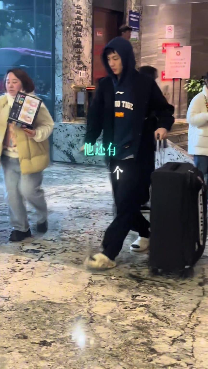 我有一个非常喜欢的球员--徐杰！