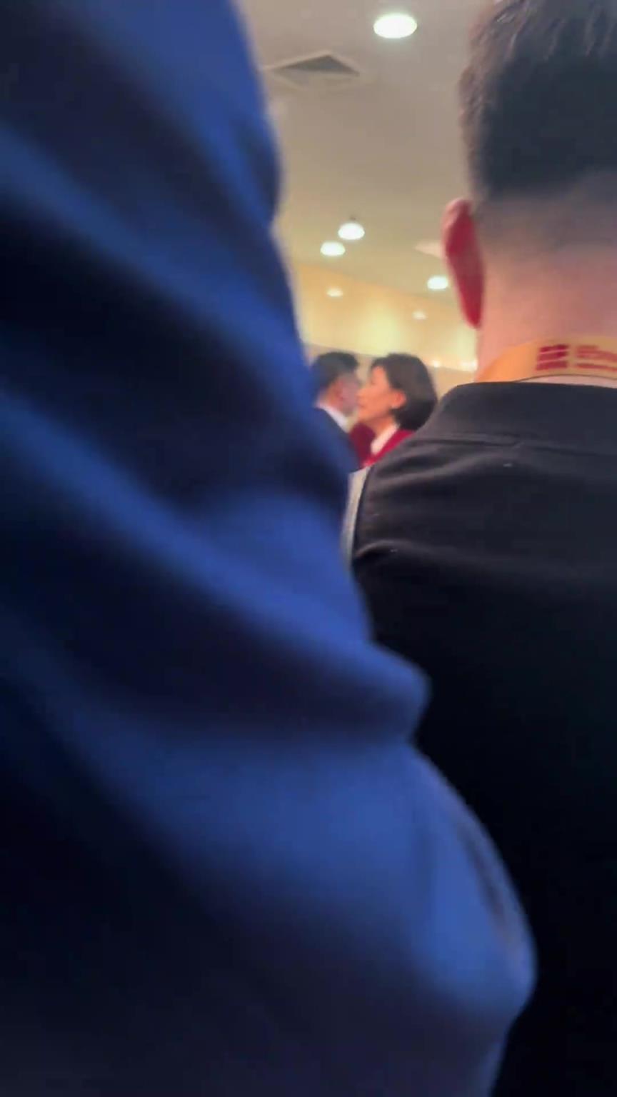 李昕：若当年我俩不那么教条 孩子估计已进国家队！大彬：嗯嗯