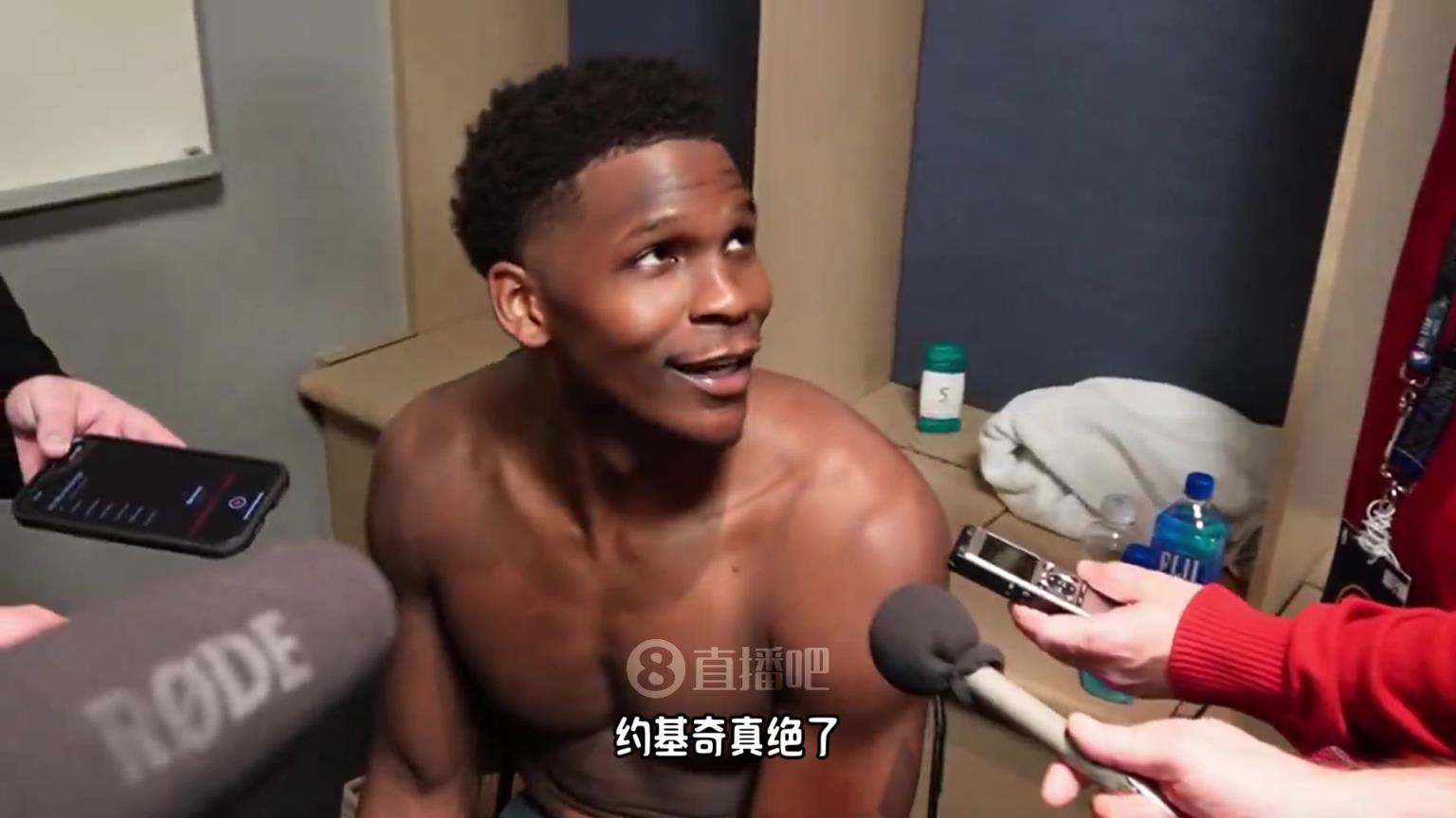 华子狂吹约基奇：他可能是我亲眼见过最强的球员了，必须向他脱帽致敬！