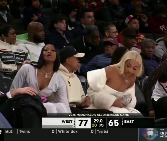 WNBA最美的几个女的都在这里了