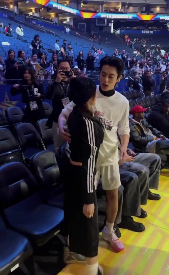 宋雨琦 王鹤棣 NBA全明星同框！俊男靓女养眼！