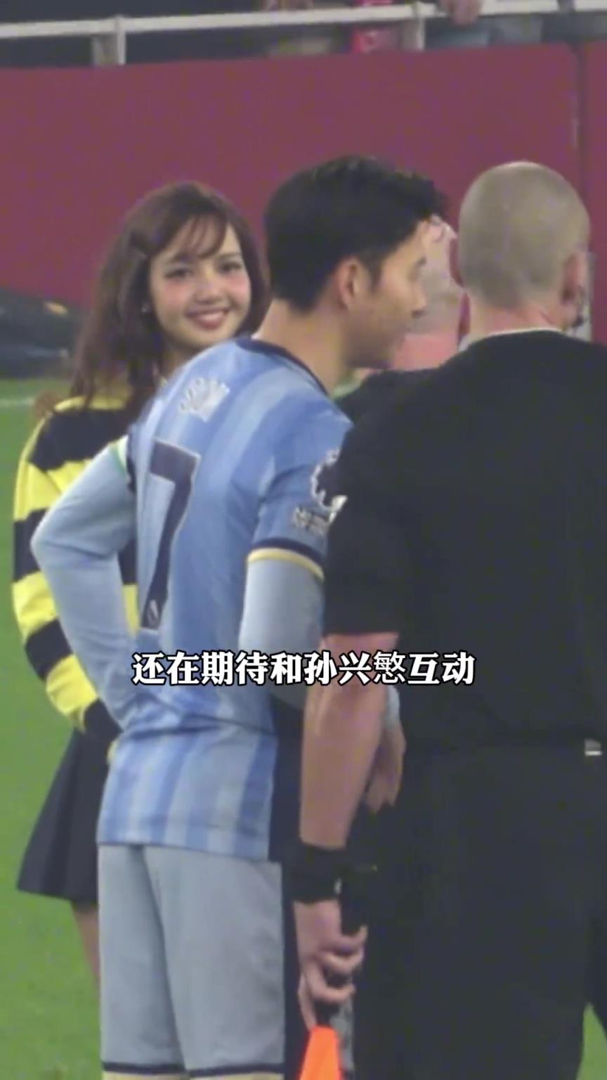 戒過(guò)？頂流女團(tuán)成員LISA遭亞洲一哥忽視，他眼里只有C羅