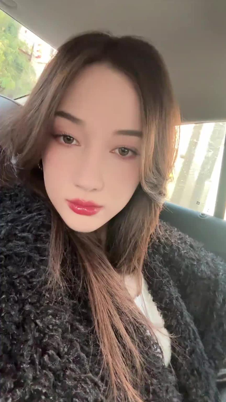 杨政女友孟雅芳：我的小小日常呀