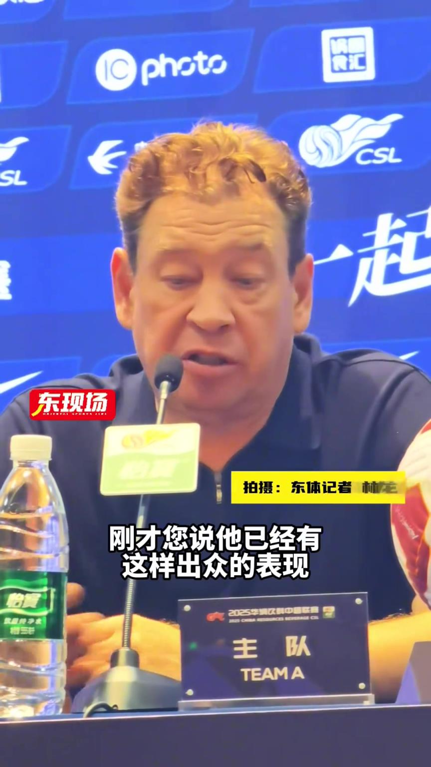 点评谢鹏飞表现，斯卢茨基:他表现非常好，还差点助攻杨皓宇得分