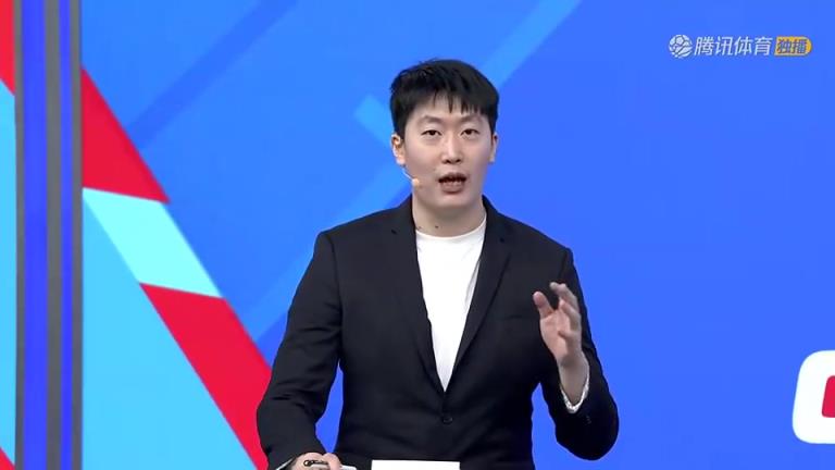 管泽元此前：湖人没争冠潜质，中锋弱三分不稳，东皇身体状态未知