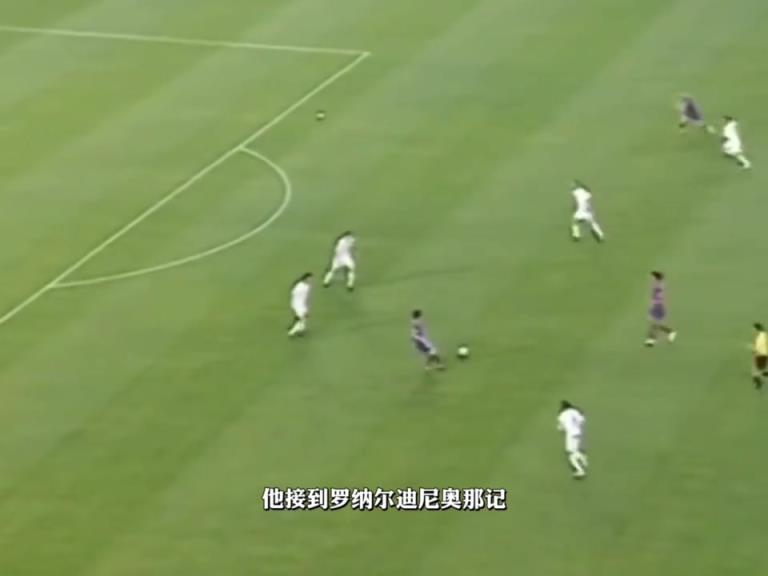 20年前，梅西打进生涯首粒俱乐部正式比赛进球