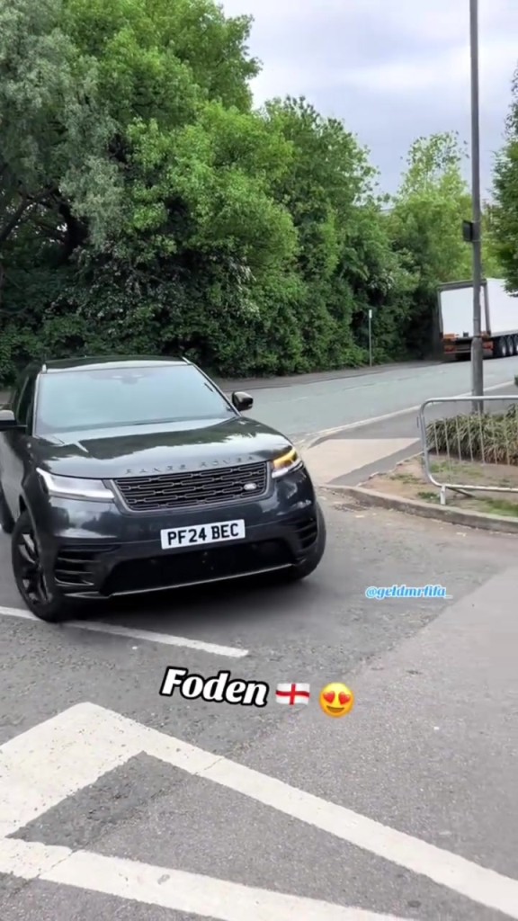 帶女兒上班的福登！曼城球員豪車一覽！誰(shuí)的車最好看？