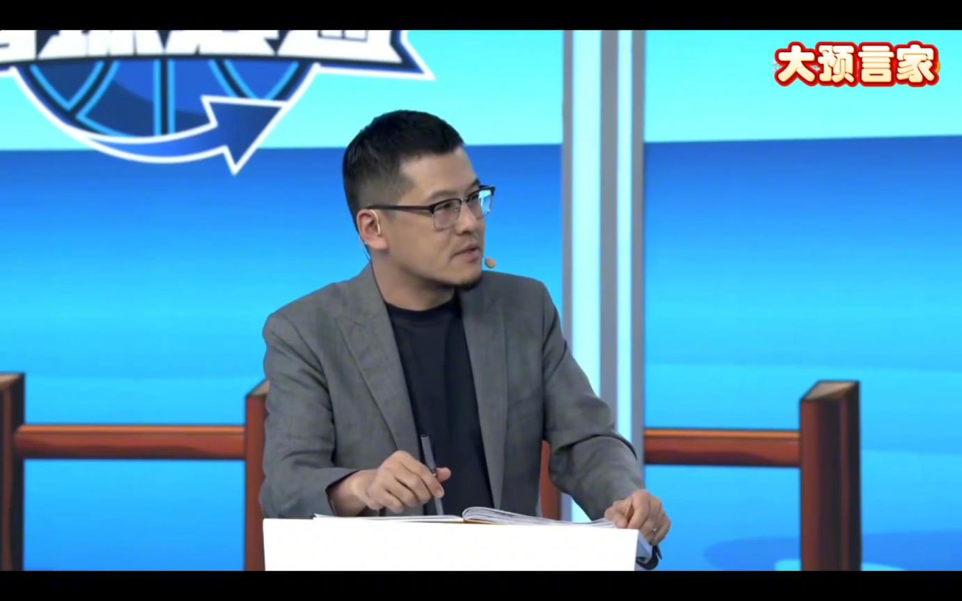 换谁？杨毅：今夏里夫斯必定要走！他是湖人可交易的最好的筹码了