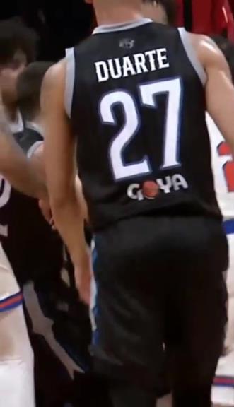 大打出手！前NBA球員麥基在海外聯(lián)賽發(fā)生激烈沖突事件！