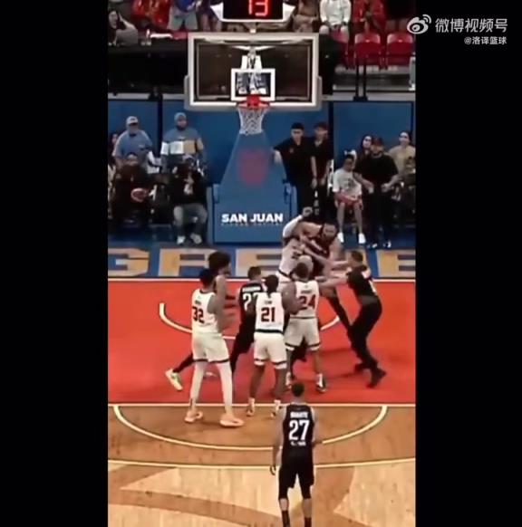 大打出手！NBA冠军中锋麦基与1米83波多黎各小后卫爆发冲突