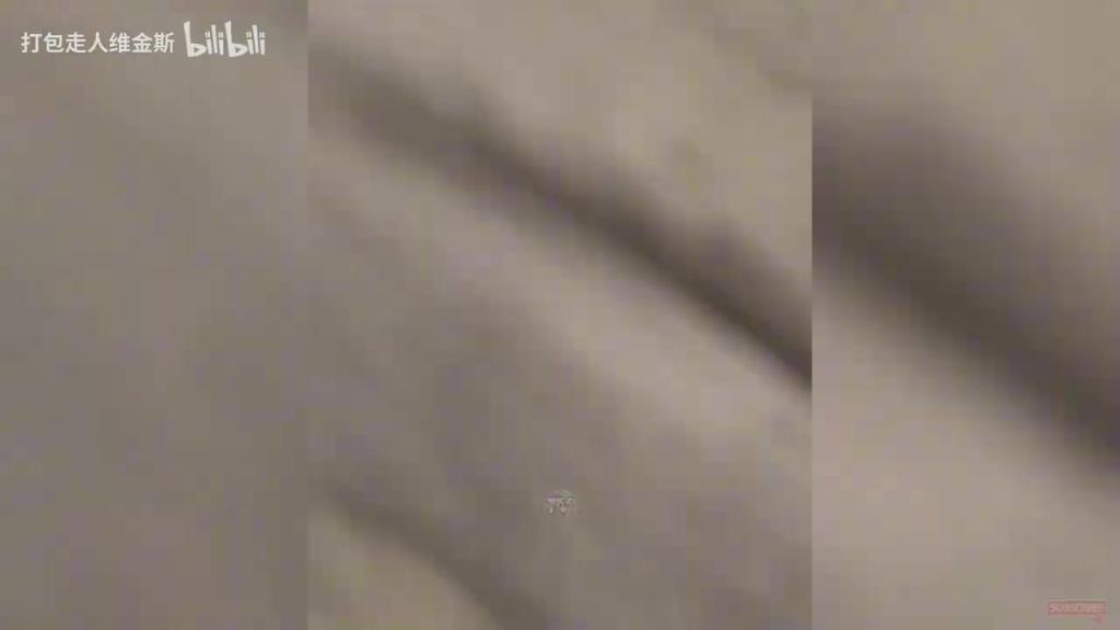 赤裸半身激情庆祝！当库班得知独行侠获得状元签时……