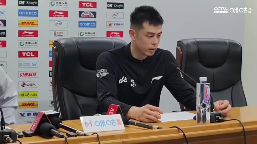 方碩致歉：這場球讓很多人感到失望了，很抱歉，我們爭取打回北京