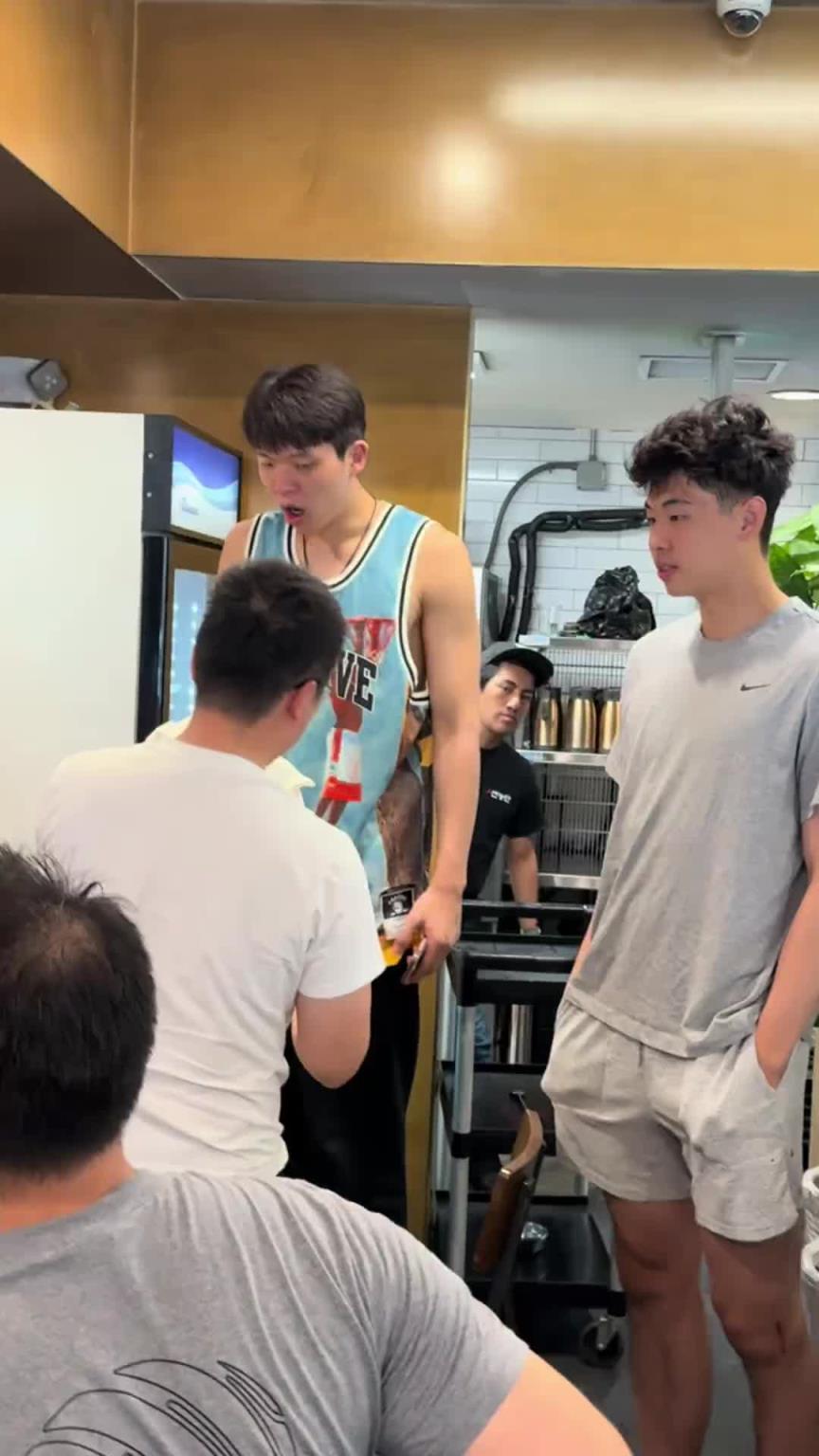 中国骄傲！杨瀚森崔永熙相遇了