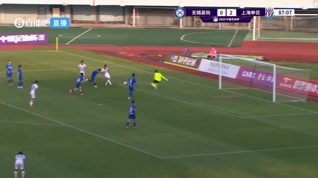 這球漂亮！高天意晃過防守隊員推射破門，申花3-0無錫