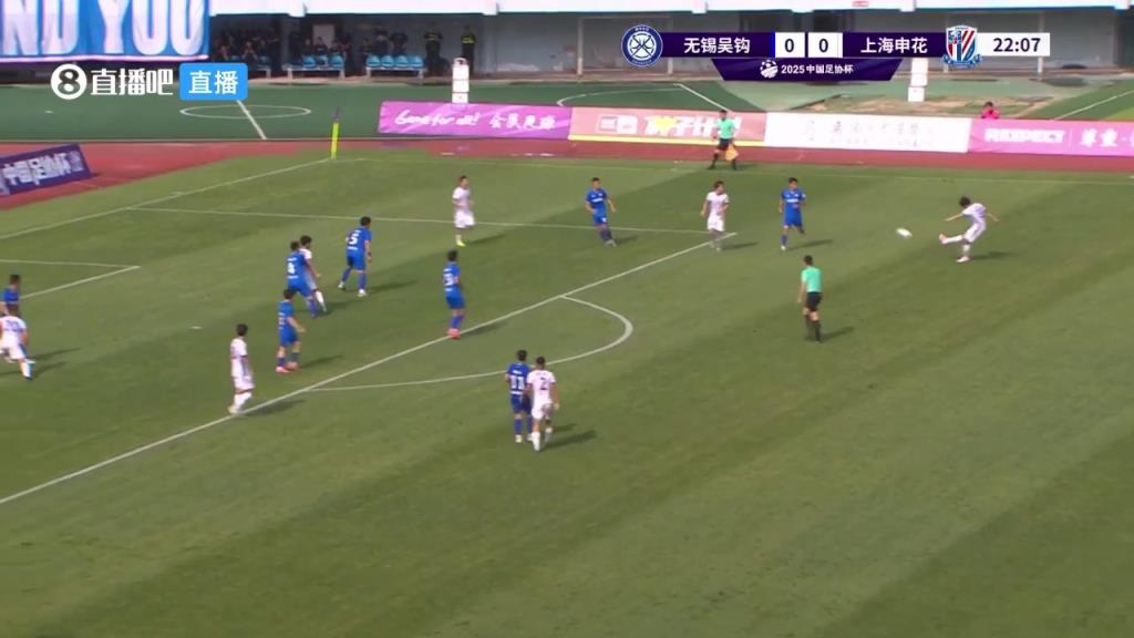 老兵不死！38歲于漢超頭球破門 ，申花1-0領先無錫