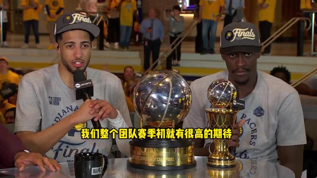 最好的回擊！哈利伯頓賽后采訪時，步行者球迷高喊“被低估！”