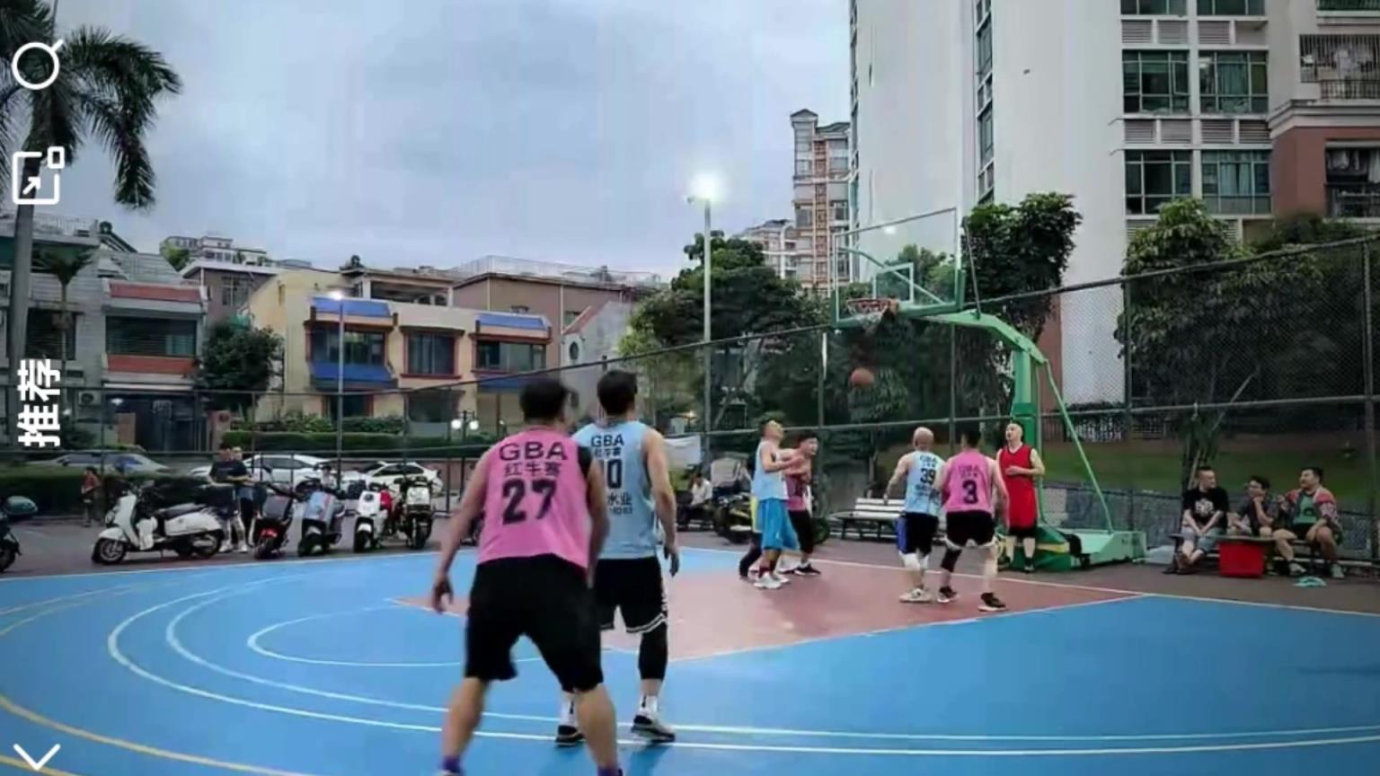 你們那進球不需要中圈發球？35秒21分 麥迪看了都要低頭