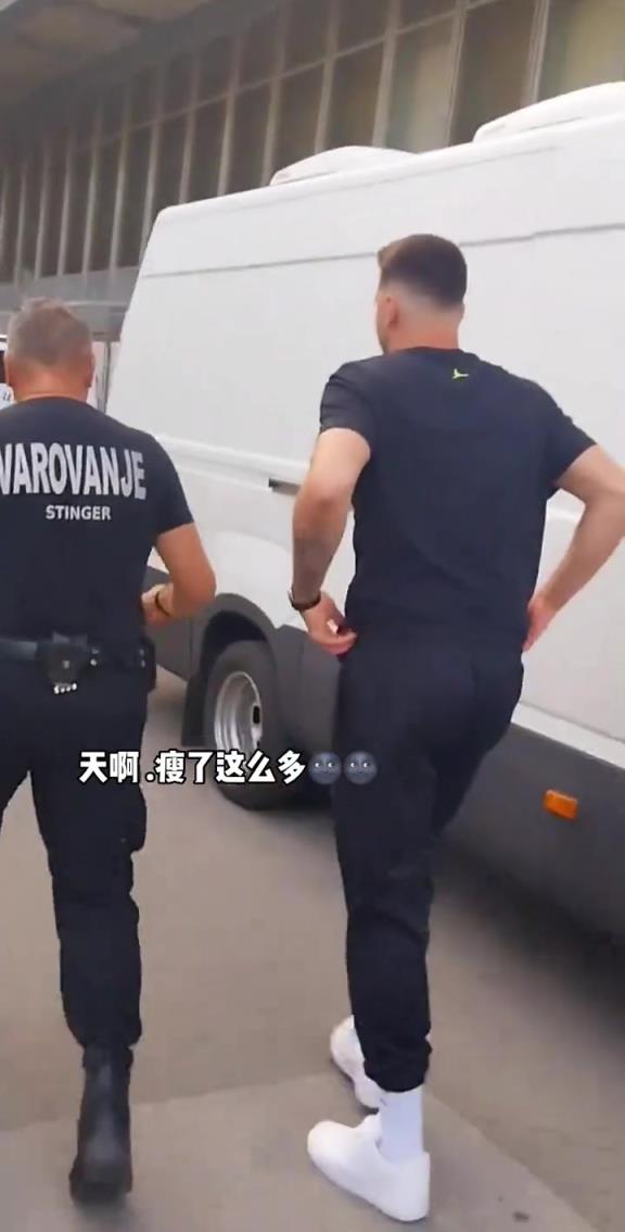 天吶！東契奇這私底下沒少練啊 這看著瘦了不少啊~