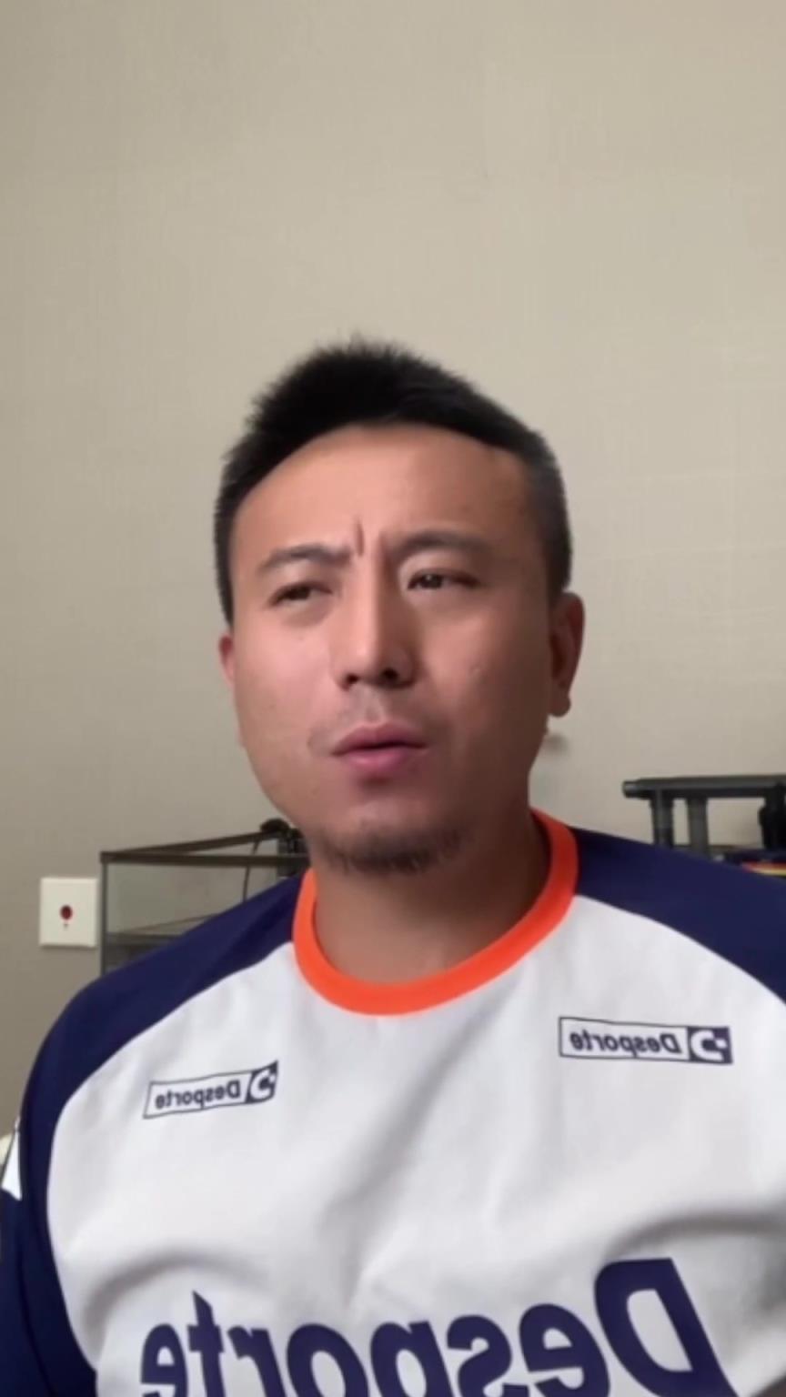 王鈺棟造險！毛劍卿稱贊：哇靠這球該進(jìn)的！王鈺棟未來鐵主力
