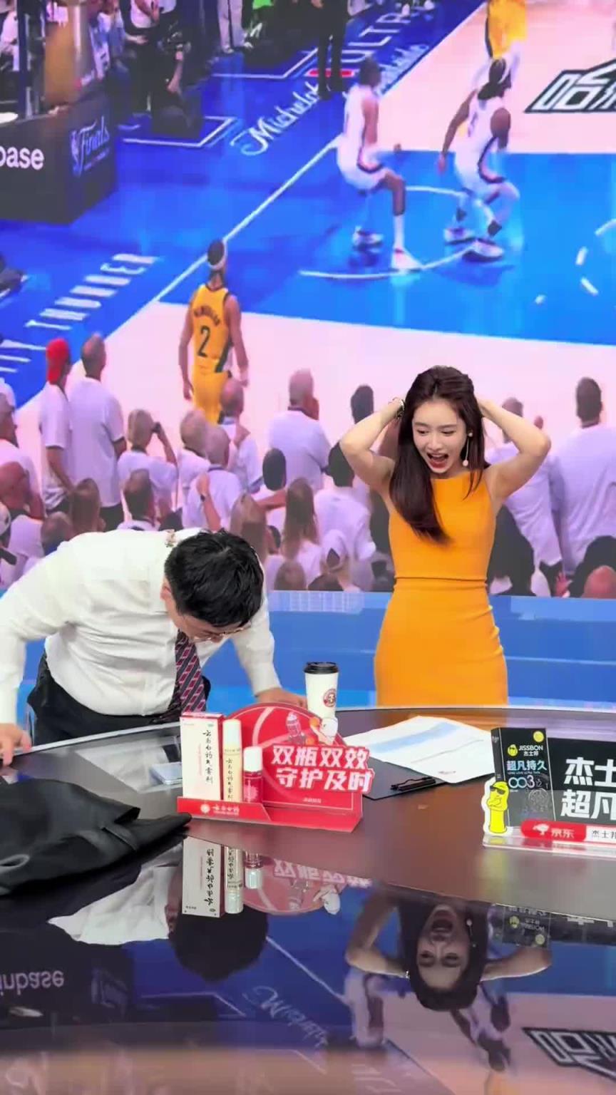 哈利伯顿中投绝杀雷霆，美娜在演播室都抱头了！