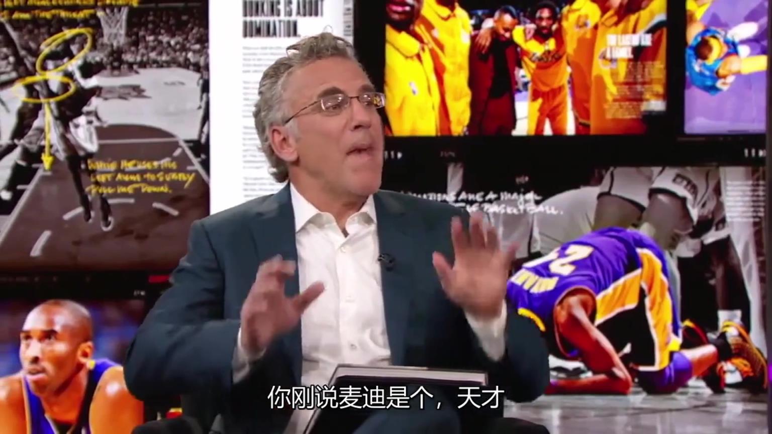 科比此前狂吹麥迪：他的天賦太變態(tài)，我在場上做的他都能做，身材還比我大一號
