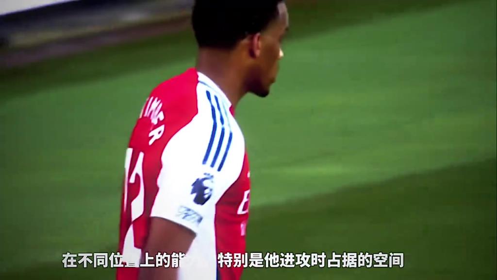 阿森纳球迷：再等几年，世界第一边卫取决于他踢哪边！