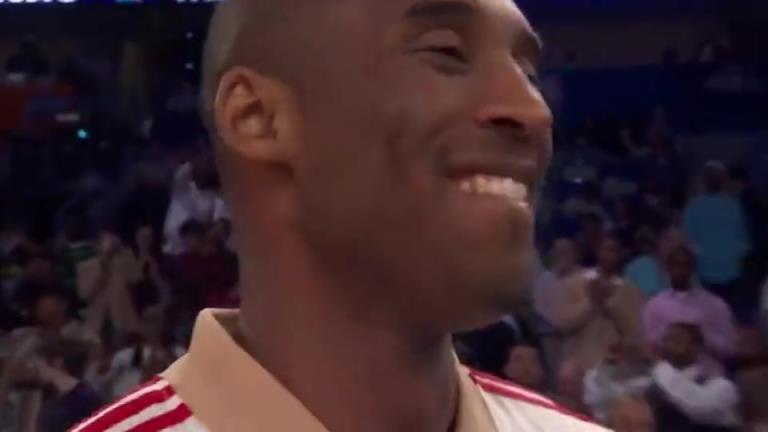 比尔-拉塞尔曾说永远不会穿湖人球衣 可是因科比 他破例了！