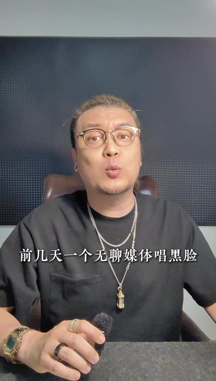 博主：底薪低？日韓加起來沒咱們一個省大，人家都辦過世界杯啦