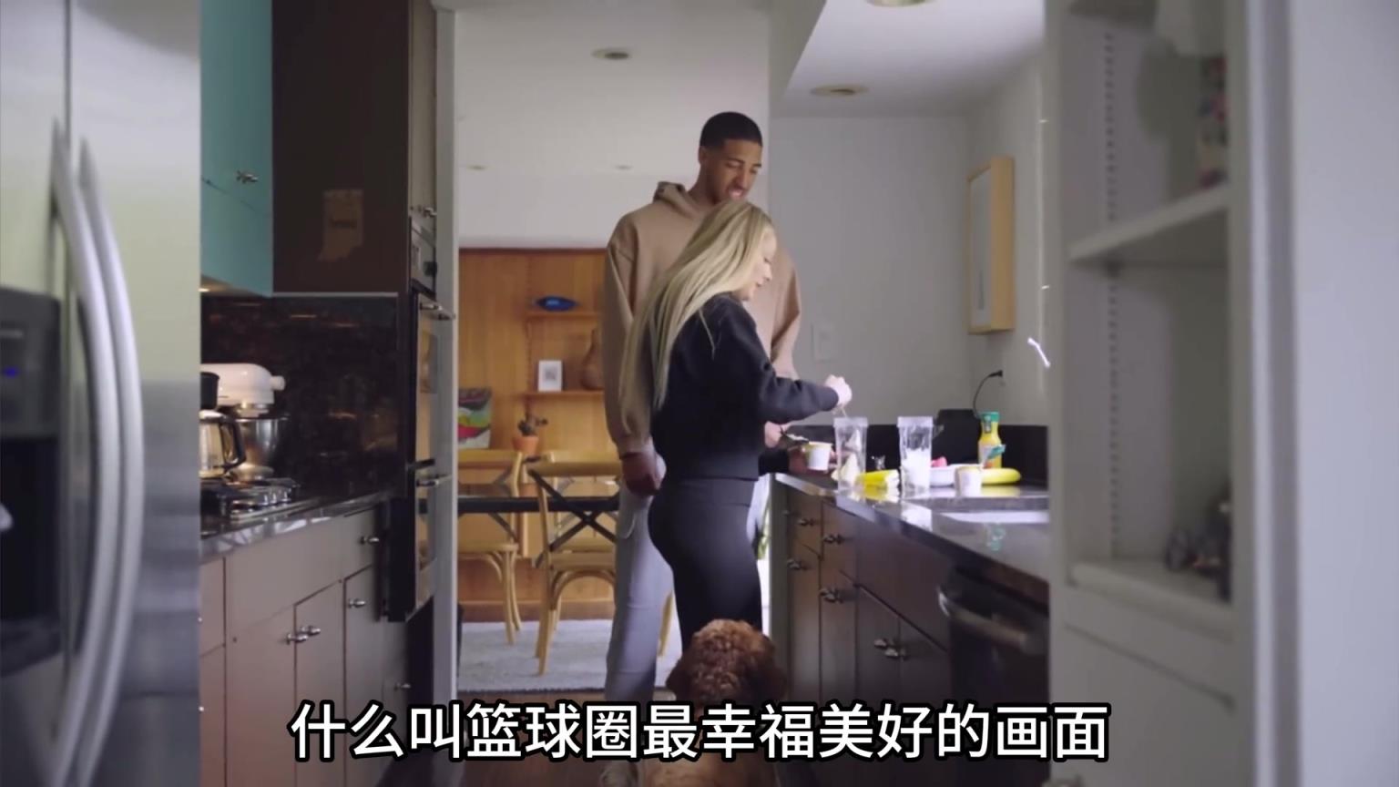 別在“同情”哈里伯頓了！什么叫籃球圈最幸福美好的畫面