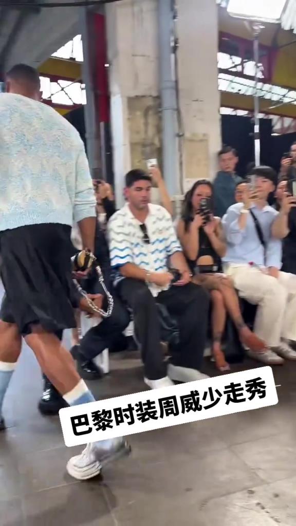 不得不說威少這個氣質可以進軍演藝圈拍電影。