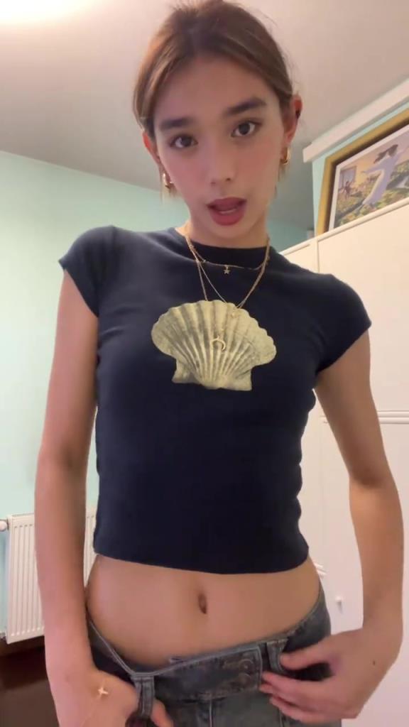 上中國際女籃隊員小姐姐，真是長得火辣又會打球！