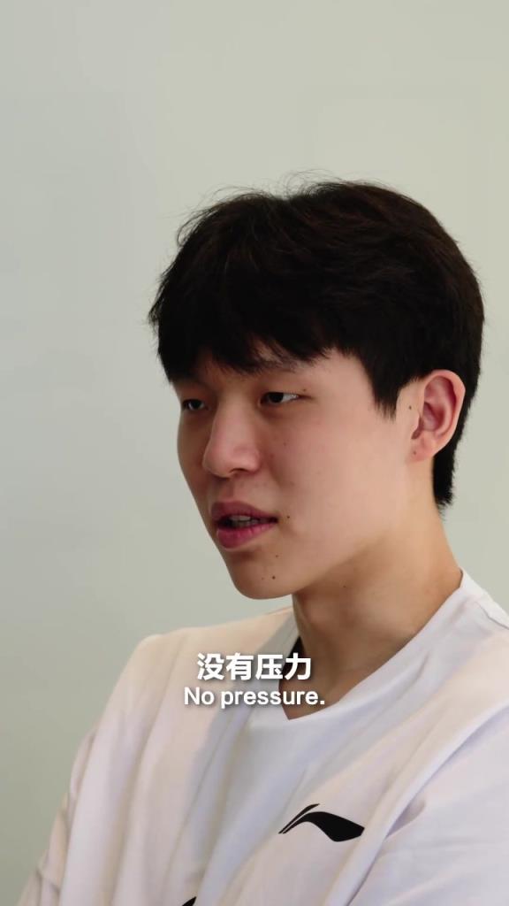 小伙實(shí)在！楊瀚森談壓力：做實(shí)事求是的事 打好球 吃好飯 睡好覺