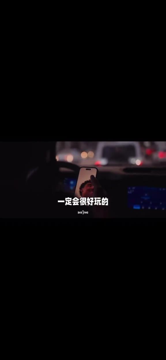 獨(dú)行俠全是老友！拉塞爾與湖人前隊(duì)友克里斯蒂開(kāi)心地視頻通話~
