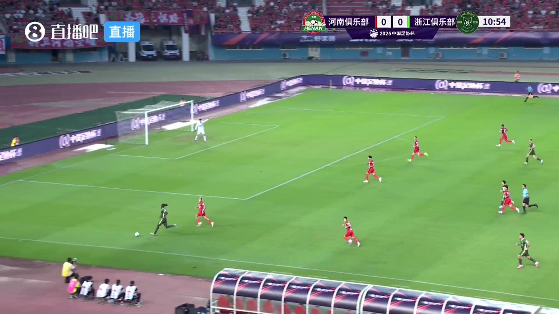 浙江1-0領先河南！奧烏蘇底線強突送助攻，弗蘭克門前搶點得手！